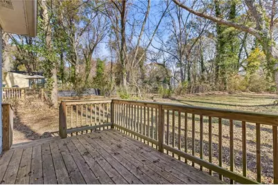 433 W Lake Avenue NW, Atlanta, GA 30318 - Photo 5