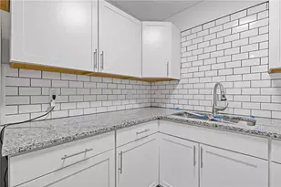 433 W Lake Ave NW, Atlanta, GA 30318 - Photo 13