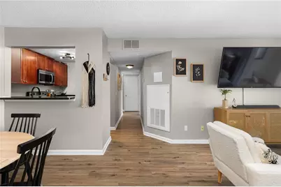 2657 Lenox Road NE #2, Atlanta, GA 30324 - Photo 5