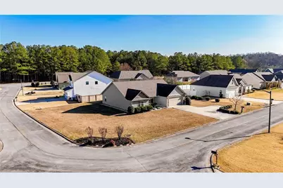 111 Koufax Drive SW, Calhoun, GA 30701 - Photo 3