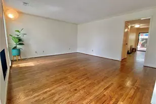 1148 Riverbend Club Dr SE, Atlanta, GA 30339 - Photo 3