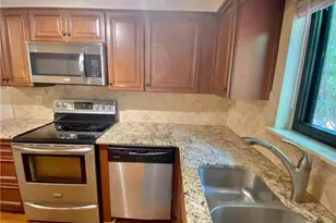 1148 Riverbend Club Dr SE, Atlanta, GA 30339 - Photo 9