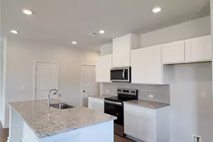 2052 Underwood Dr, Lawrenceville, GA 30043 - Photo 9