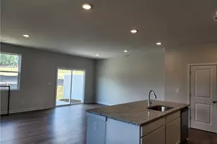 2052 Underwood Dr, Lawrenceville, GA 30043 - Photo 5