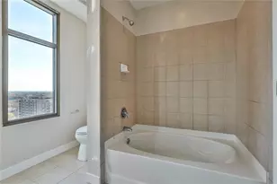 565 Peachtree Street NE, Atlanta, GA 30308 - Photo 23