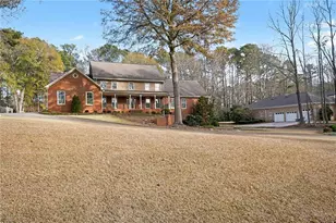 8566 Shoreline Dr, Jonesboro, GA 30236 - Photo 5