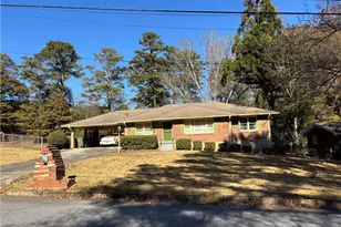 3265 Spreading Oak Dr SW, Atlanta, GA 30311 - Photo 1