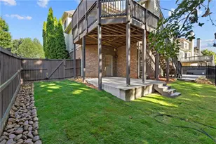 6427 Blue Water Dr, Buford, GA 30518 - Photo 21