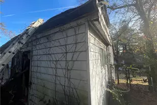 162 Hyacinth Ave NW, Atlanta, GA 30314 - Photo 37