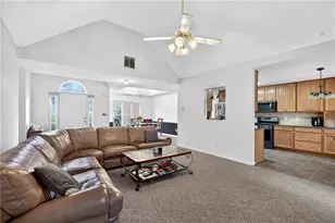 10909 University Dr, Jonesboro, GA 30238 - Photo 17