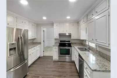 2331 Laura Court, Snellville, GA 30039 - Photo 5