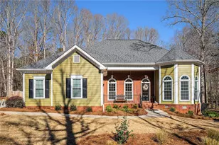 1201 Dove Creek Cir, Winder, GA 30680 - Photo 1