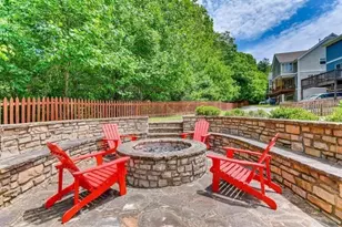 1638 Gilstrap Ln NW, Atlanta, GA 30318 - Photo 37