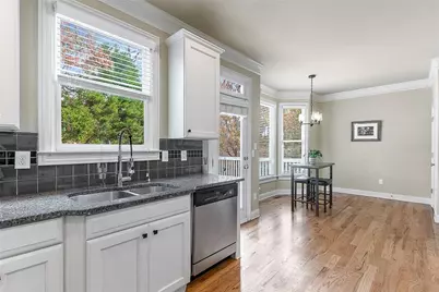 1638 Gilstrap Lane NW, Atlanta, GA 30318 - Photo 17