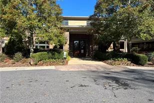 1800 Clairmont Lake, Decatur, GA 30033 - Photo 31