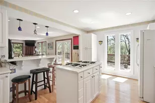 8145 Stone Hill Rd, Cumming, GA 30028 - Photo 11