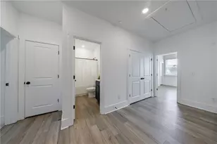 1624 Gunnin Trace, Atlanta, GA 30318 - Photo 15