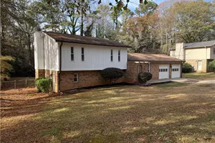 7719 Glen Devon Rd, Jonesboro, GA 30236 - Photo 3