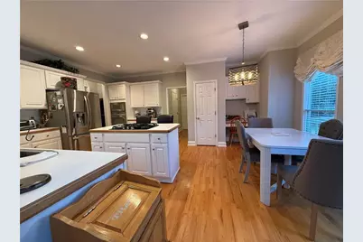 710 Trillium Lane, Lilburn, GA 30047 - Photo 13