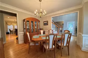 710 Trillium Ln, Lilburn, GA 30047 - Photo 7