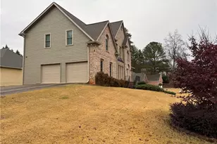 710 Trillium Ln, Lilburn, GA 30047 - Photo 37