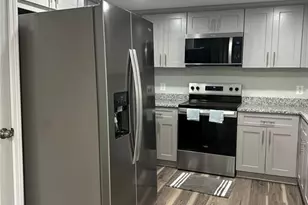 627 Penor St, Madison, GA 30650 - Photo 13