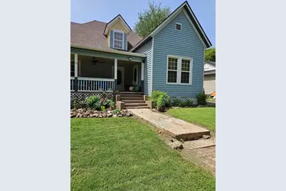 209 Gordon Avenue, Calhoun, GA 30701 - Photo 1