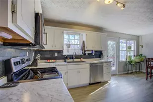 225 Avery Dr, Covington, GA 30016 - Photo 13