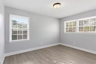 5674 Sandhurst Dr, Forest Park, GA 30297 - Photo 19