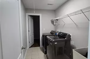 3845 Dalwood Dr, Suwanee, GA 30024 - Photo 27