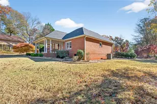 301 Oak Ridge Dr, Maysville, GA 30558 - Photo 51