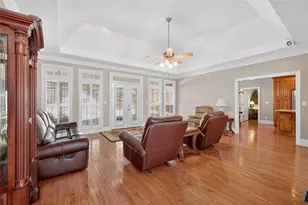 301 Oak Ridge Dr, Maysville, GA 30558 - Photo 9