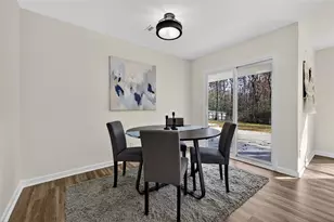 1188 Cottonwood Dr, Lawrenceville, GA 30043 - Photo 7