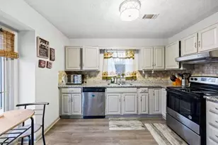 280 Woodsong Dr, Fayetteville, GA 30214 - Photo 3