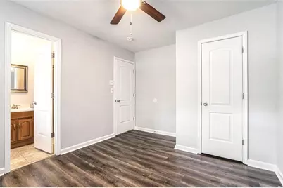 4229 Rockbridge Heights Drive, Stone Mountain, GA 30083 - Photo 19