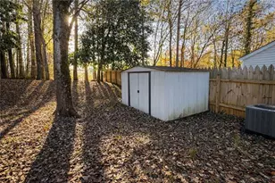 2644 St Charles Ln NW, Kennesaw, GA 30144 - Photo 19