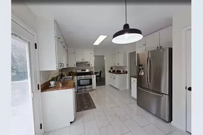 2810 Creekwood Lane, Lawrenceville, GA 30044 - Photo 9