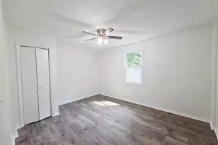 2810 Creekwood Ln, Lawrenceville, GA 30044 - Photo 17