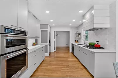 2462 Midvale Forest Drive, Tucker, GA 30084 - Photo 5