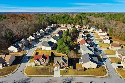 8169 Lochley Drive, Fairburn, GA 30213 - Photo 33