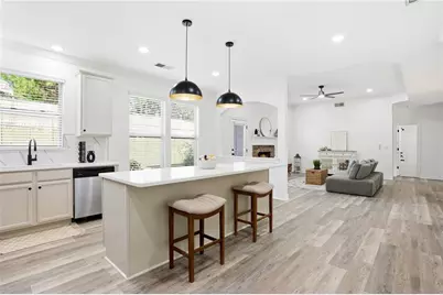 8169 Lochley Drive, Fairburn, GA 30213 - Photo 9