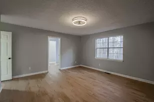 2060 Bedford Ct, Lithonia, GA 30058 - Photo 17