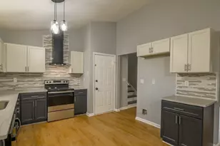 2060 Bedford Ct, Lithonia, GA 30058 - Photo 11