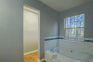 2060 Bedford Ct, Lithonia, GA 30058 - Photo 21