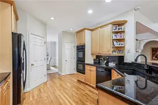 404 Brookview Cir, Atlanta, GA 30339 - Photo 13