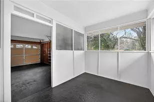 201 E Simon Terrace NW, Atlanta, GA 30318 - Photo 27