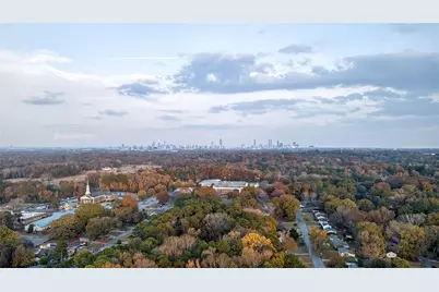 201 E Simon Terrace NW, Atlanta, GA 30318 - Photo 51