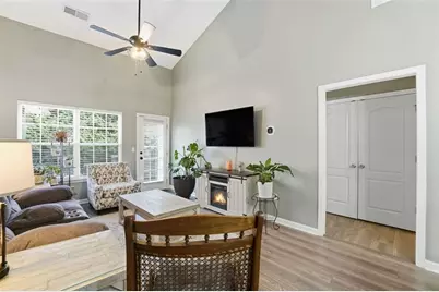 550 Fox Creek Crossing, Woodstock, GA 30188 - Photo 13