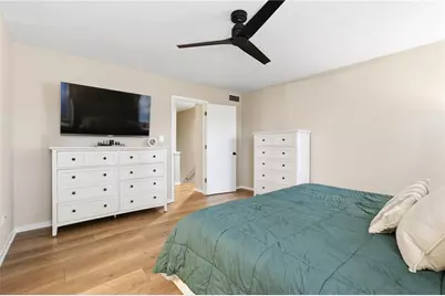 645 Anderson Walk, Marietta, GA 30062 - Photo 13