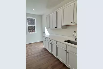 327 Primrose Lane, Pendergrass, GA 30567 - Photo 9